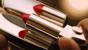 日本小姐姐的包包里有什么东西,日本小姐姐的包