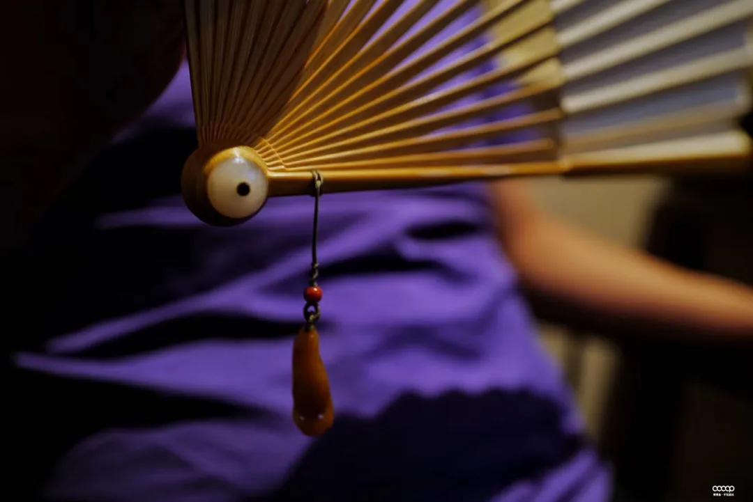 折扇几百到几万,几百到几千的折扇