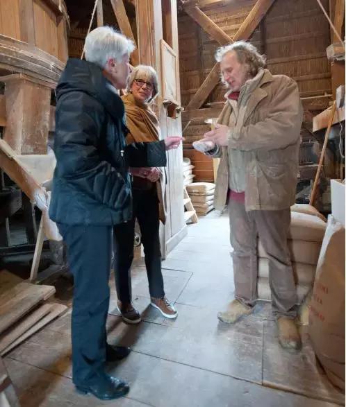 鍏ㄥ浗鍚勫湴椋庤溅,鑽峰叞纾ㄥ潑