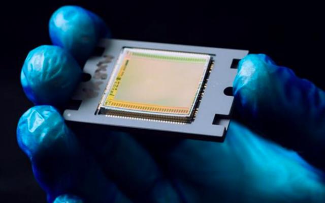 索尼a7m4传感器,索尼a7m4是前照式传感器吗