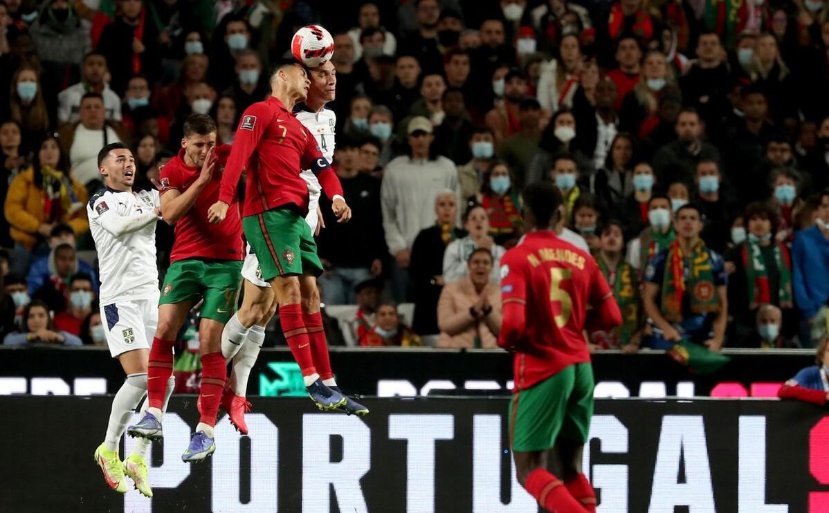 c罗暴躁瞬间,c罗脾气暴躁的场面