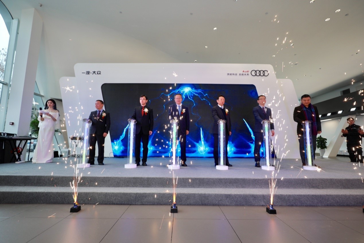 郑州威佳中国百强汽车经销商,郑州威佳汽车集团旗下的4s店