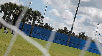 足球射门入门基础篇,足球射门技术由哪三个部分组成