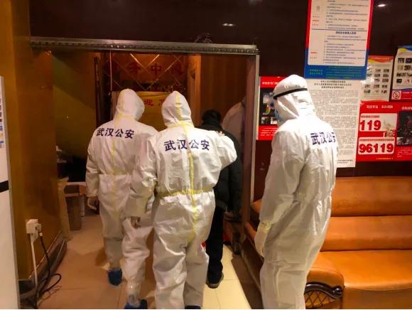 援鄂护士表白武汉警察,小护姐表白中国警察