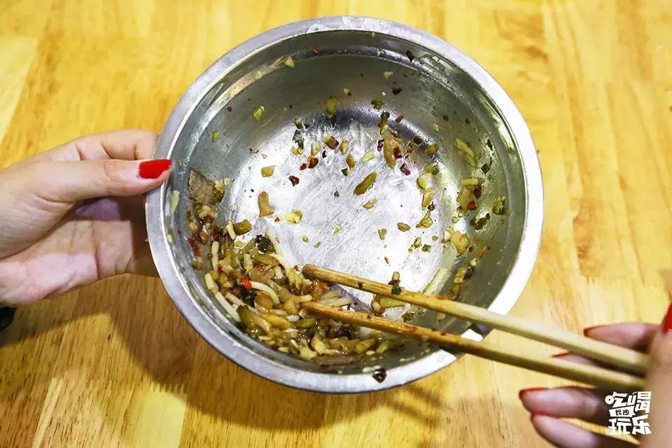 浏阳蒸菜腊鱼蒸豆豉,湖南特色浏阳蒸菜简单好吃又下饭