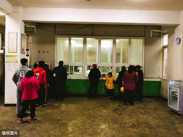 路由器总是掉线断网信号差怎么办,路由器断网和卡顿怎么回事