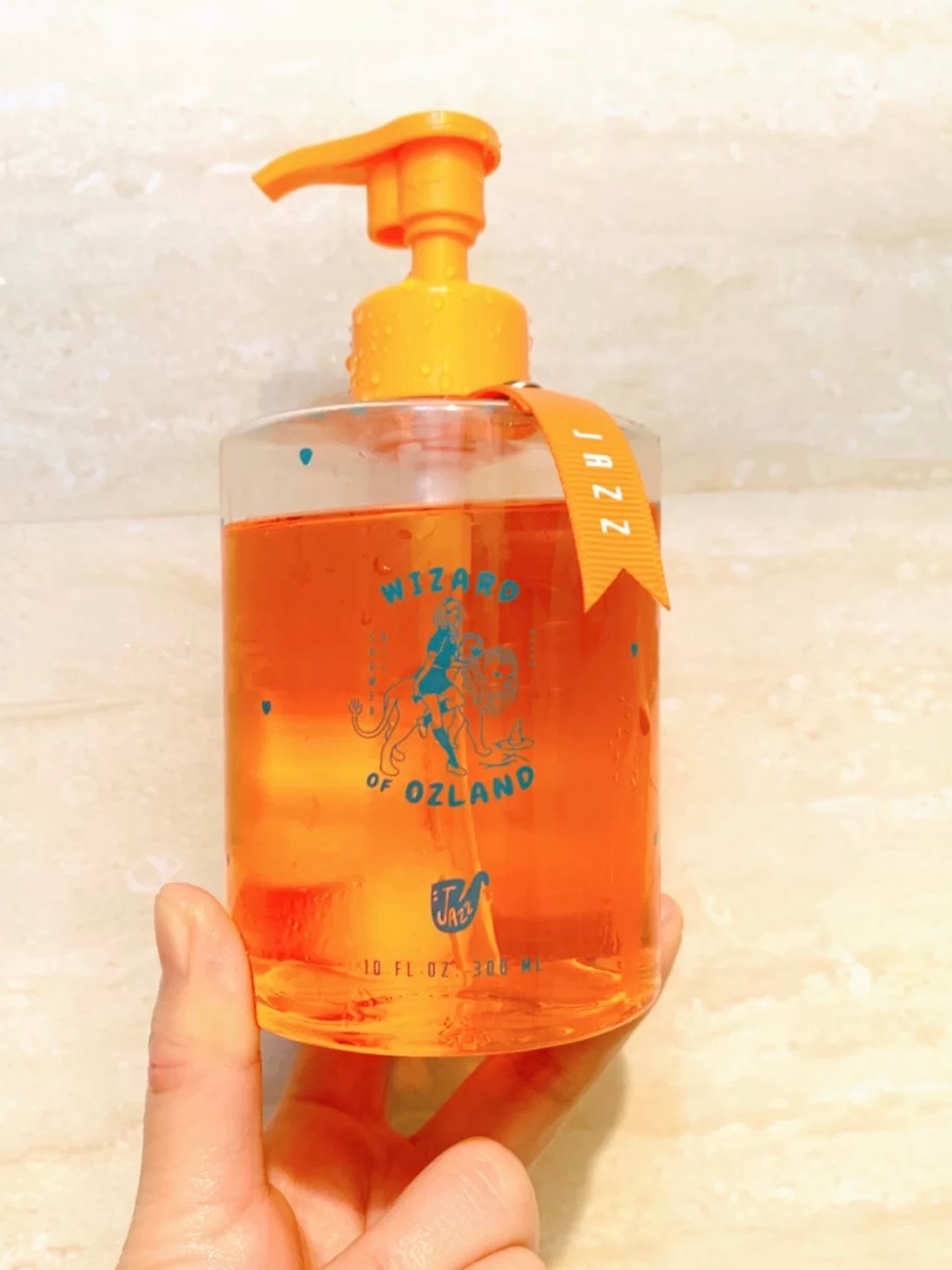 沐浴油真的滋润皮肤吗,沐浴油的正确使用方法且不伤皮肤