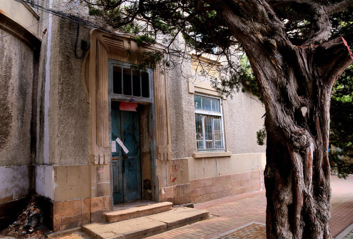 这座海滨小城的特点是什么,适合养老的海滨小镇