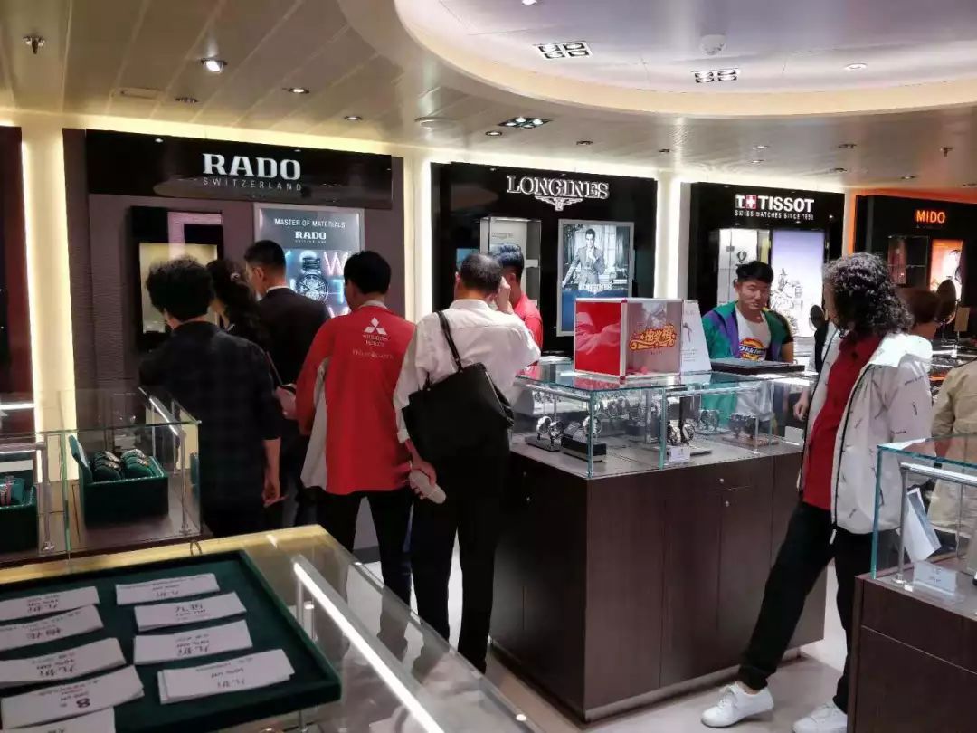 如何找到月薪26万包吃包住的工作,月薪5000包吃包住的工作