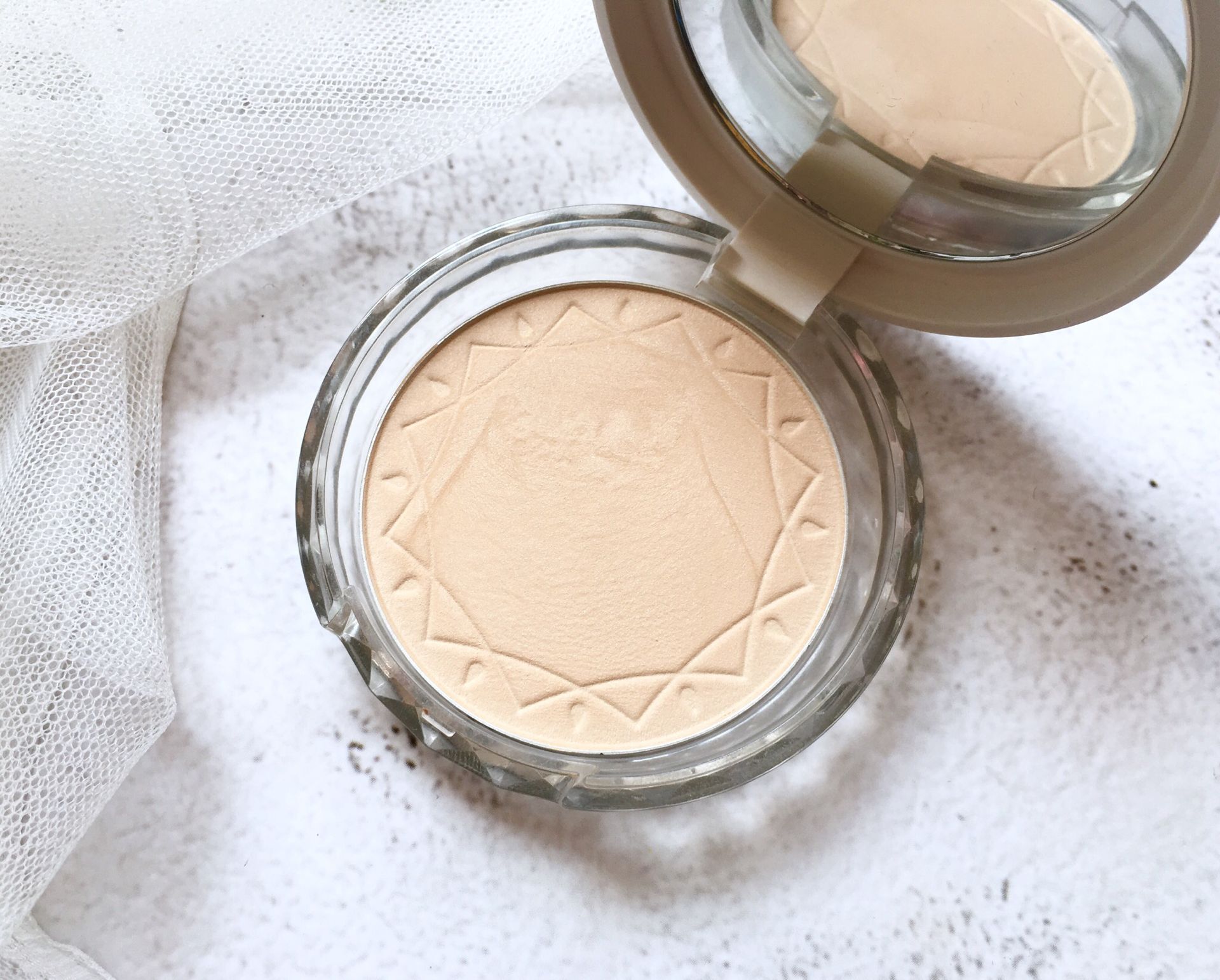 软薄皮质的化妆包推荐,好用的平价化妆包牌子推荐