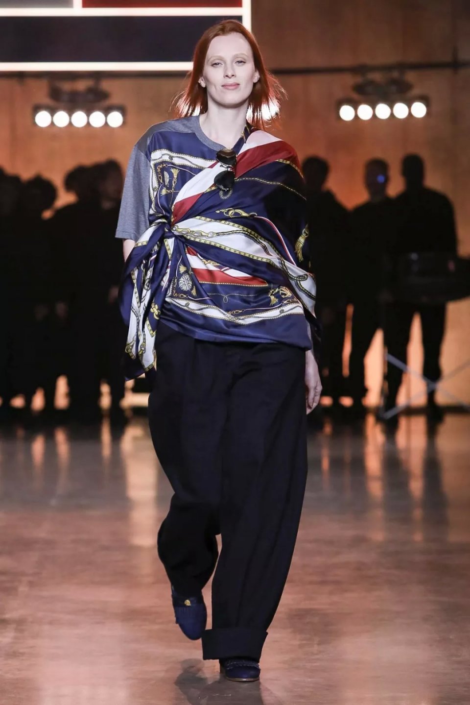 2019伦敦时装周时髦的冬天穿搭,2020年伦敦时装周视频