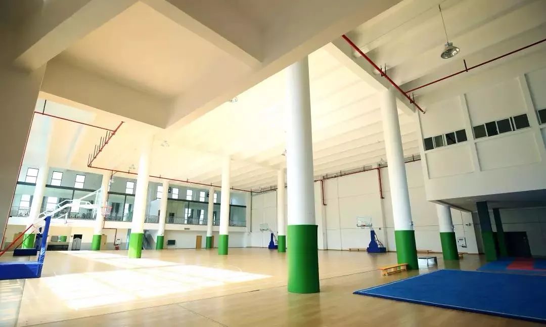 西大附中浐灞中学师资力量,西大附中学校环境