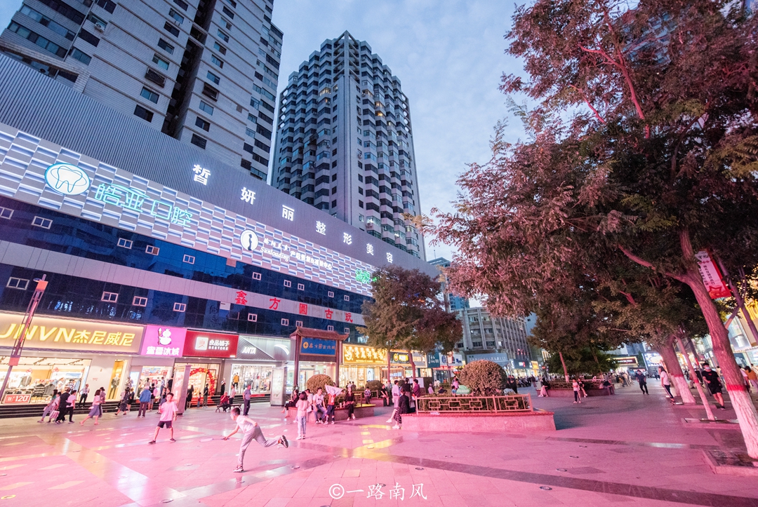 兰州有哪些商业步行街,兰州有哪些好逛的步行街