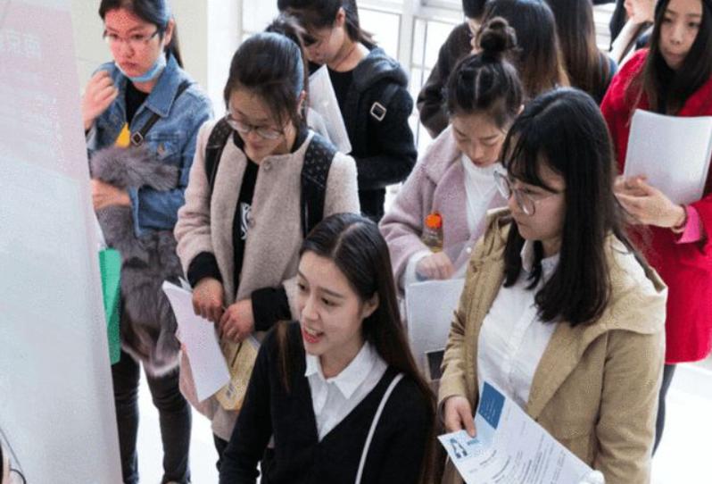 未来女生就业前景最好的专业,女生未来10年就业前景最好专业