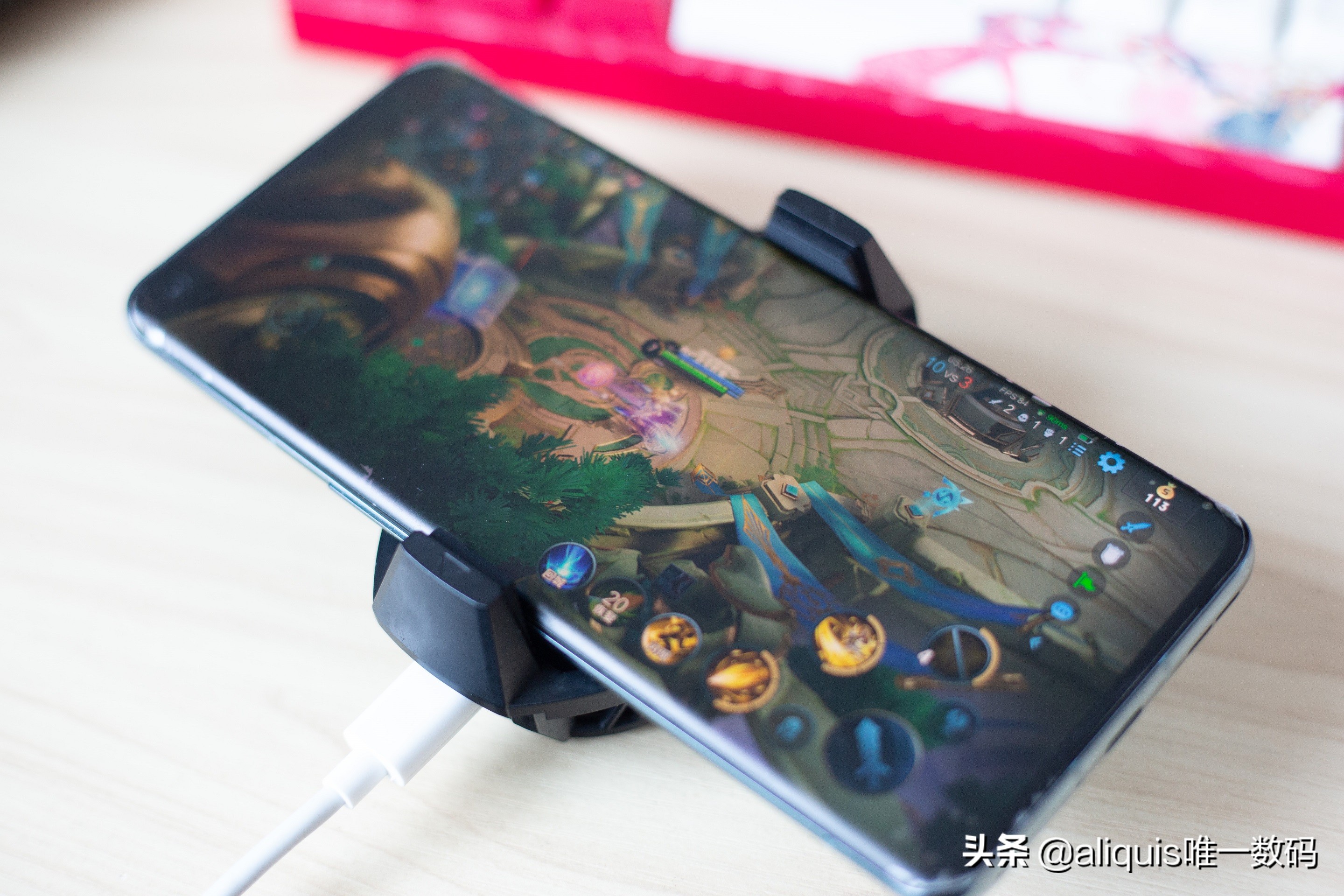 红魔手机散热神器测评,手机超强制冷器