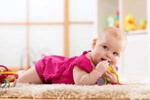 婴儿认人越早越聪明吗,两个多月婴儿认人越早越聪明吗