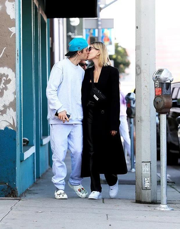 夏天到了看看大家买的什么鞋子,夏天到了网红爆款凉拖鞋