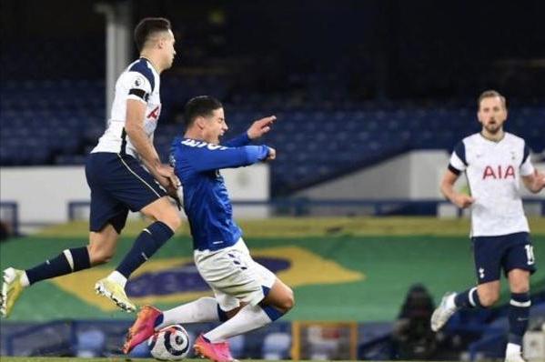 穆里尼奥评价热刺困境,狂人穆里尼奥在热刺会取得成功吗