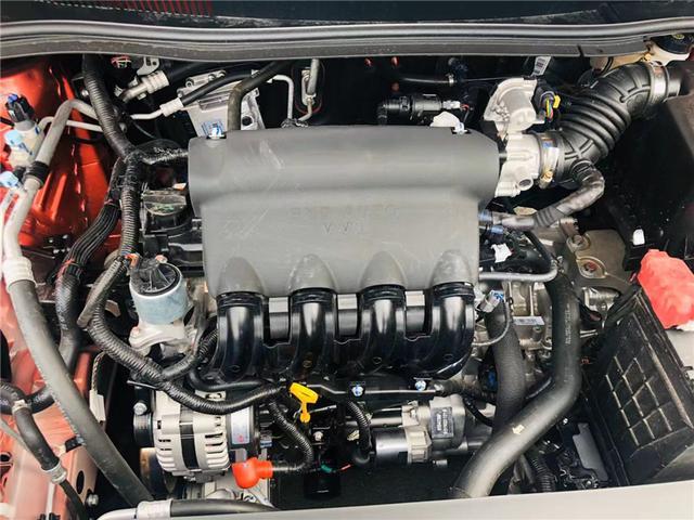 比亚迪秦新款7.98万燃油,比亚迪秦6.98万油耗