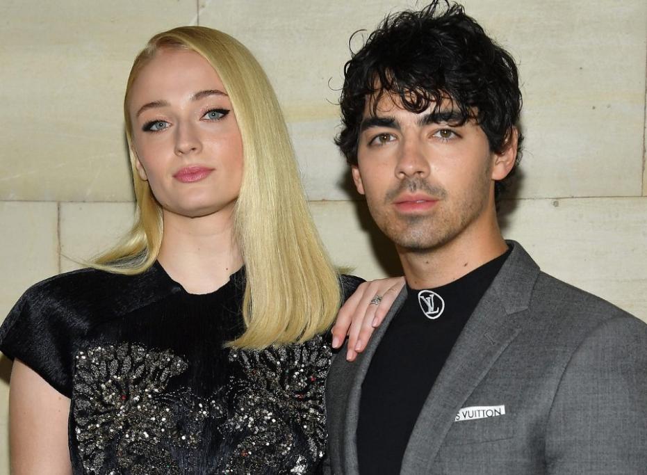 濂借幈鍧炴瓕鎵嬭暰鍝堝瑙嗛,钑惧搱濞渧ogue鑺辩诞