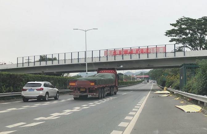 高速公路上的各种标志标线标牌,高速公路常见标志标线标牌