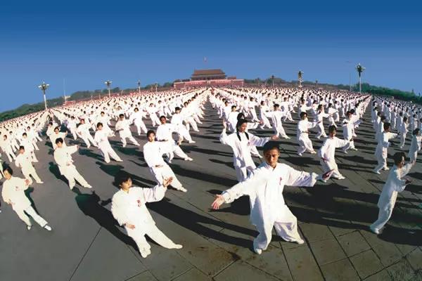 出脚、踢脚、震脚你重视过吗？