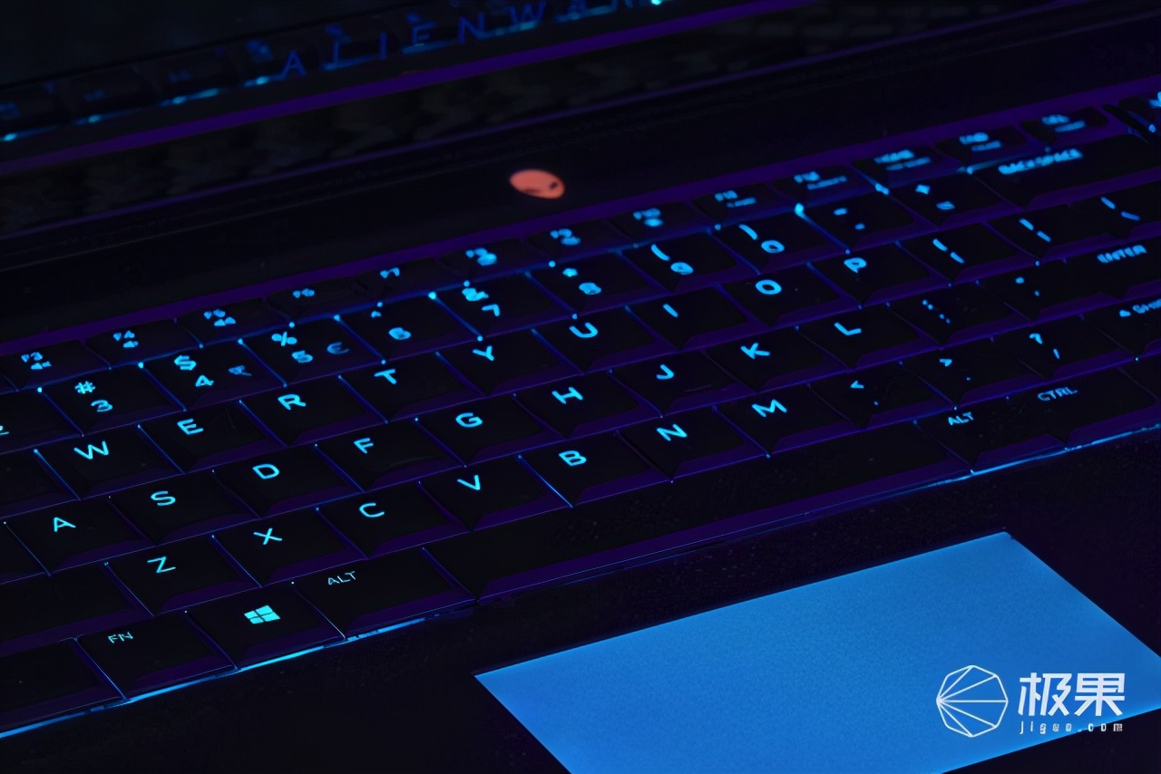 那些年失去的快乐,都从这台高能笔记本里找到了!这不是游戏