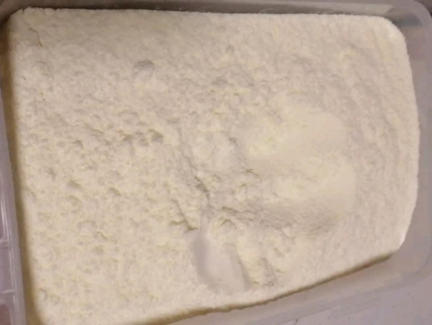 液体奶和奶粉哪个没有防腐剂,奶粉和液体奶哪个更好