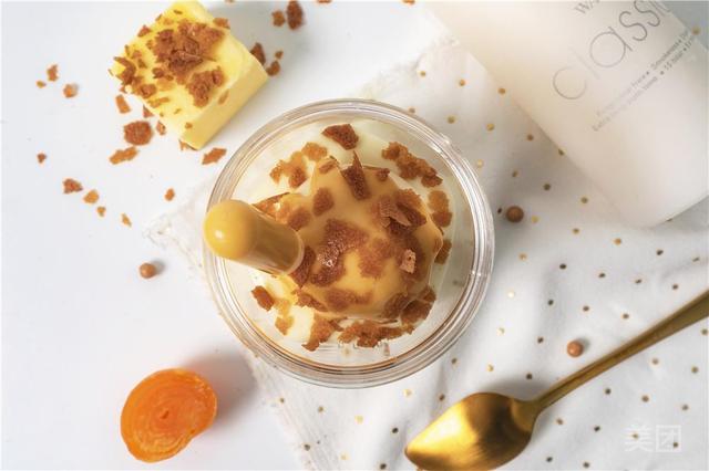 黑珍珠一钻雪蟹宴、谢霆锋爱吃的网红甜品……11月新店榜来了！