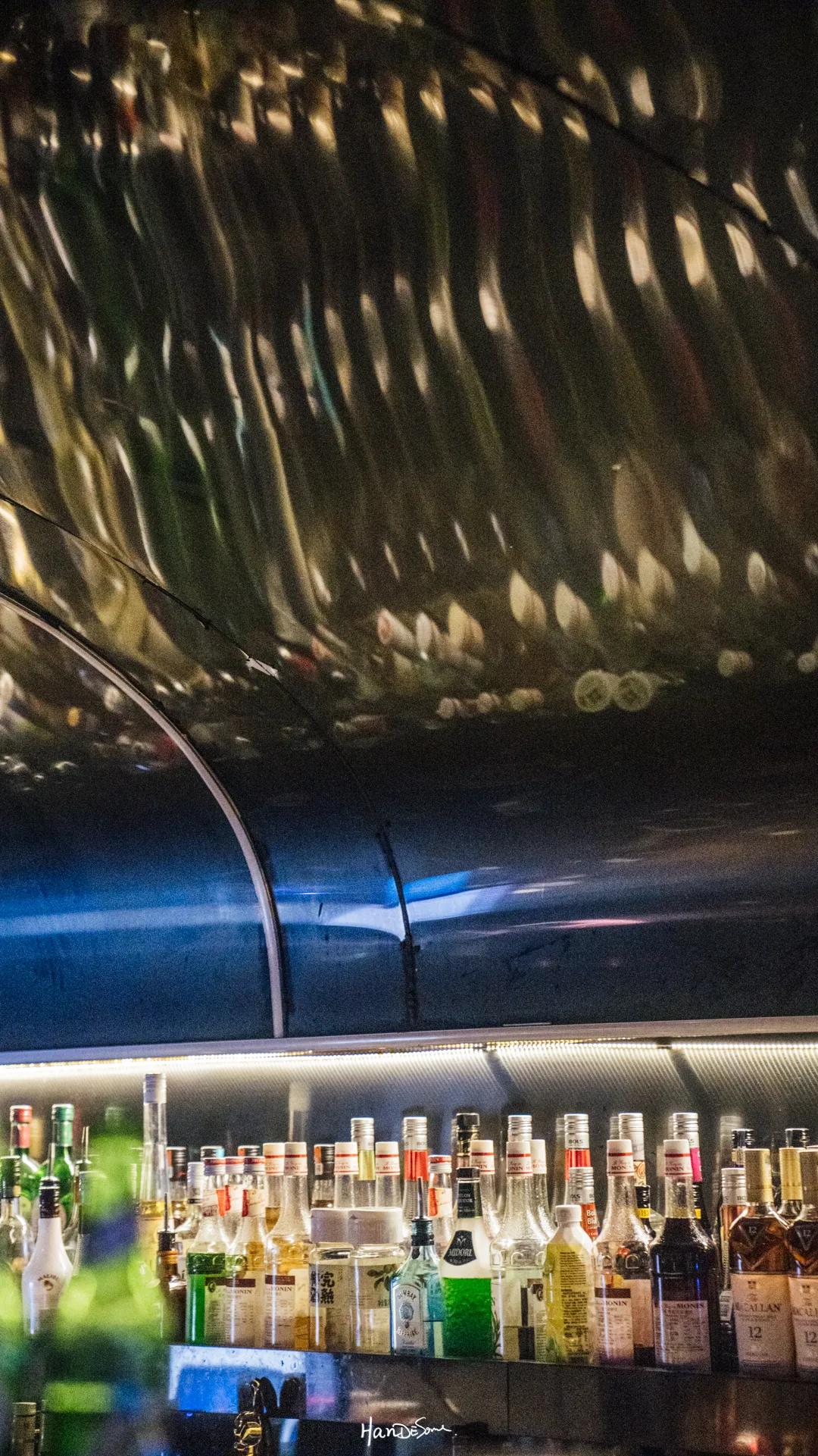 武汉嫂子和男将的秘密狂欢派对，在沿江大道153号