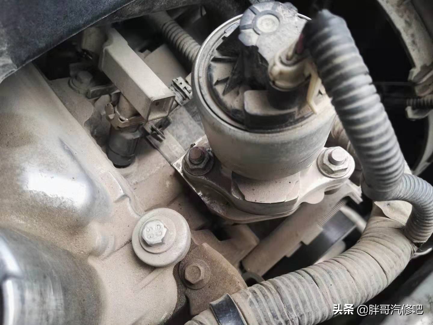 曲轴箱强制通风系统怠速不稳,发动机怠速不稳有没有故障灯