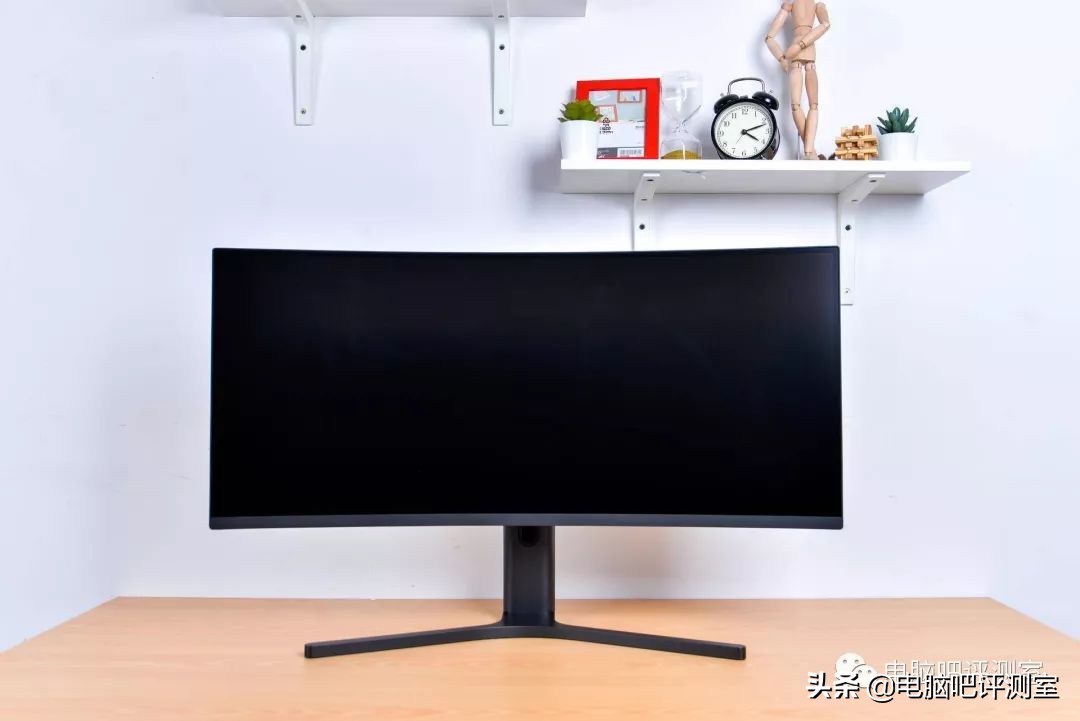 用了两年的小米34寸曲面显示器,小米34寸曲面显示器漏光严重