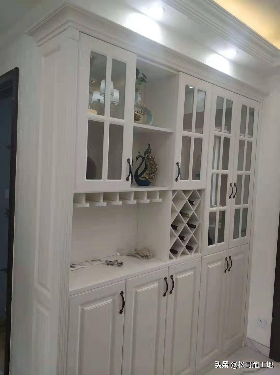 避免入坑自己,定制衣柜门板材一般选哪种