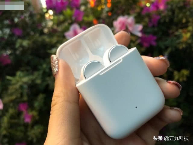 蓝牙耳机开箱及其实测,小米air耳机开箱视频