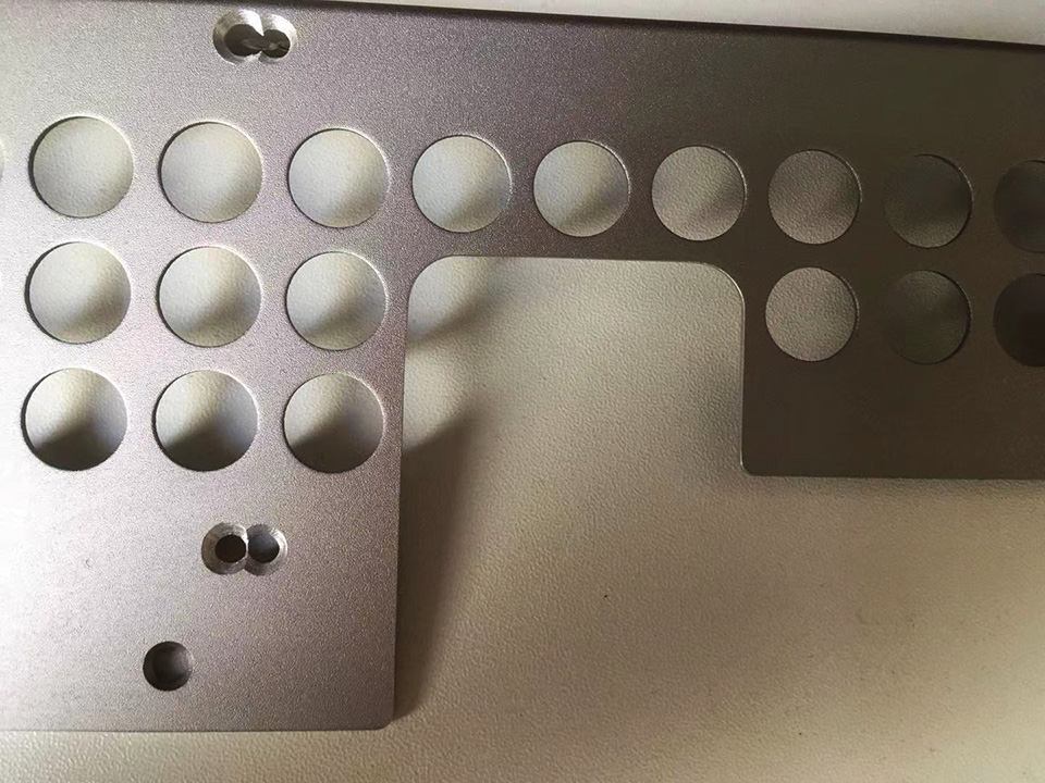 迷你小机箱怎么加装显卡,小机箱改装显卡竖装