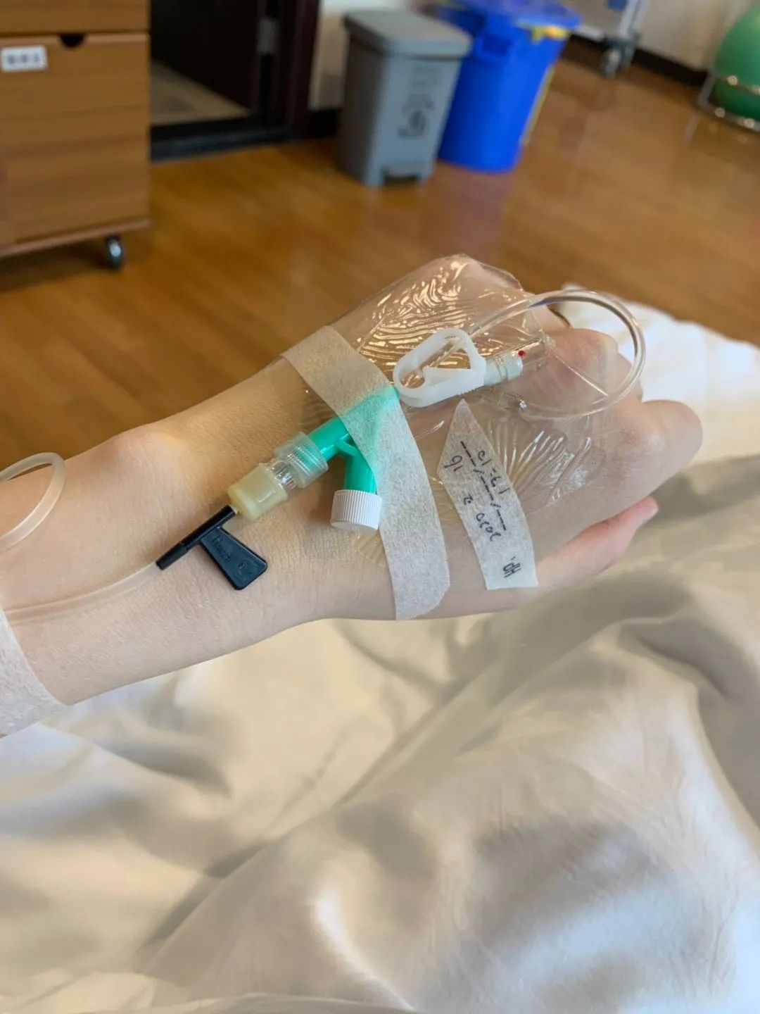 娘娘顺产日记|我竟错过无痛，超快顺产成了英雄妈妈