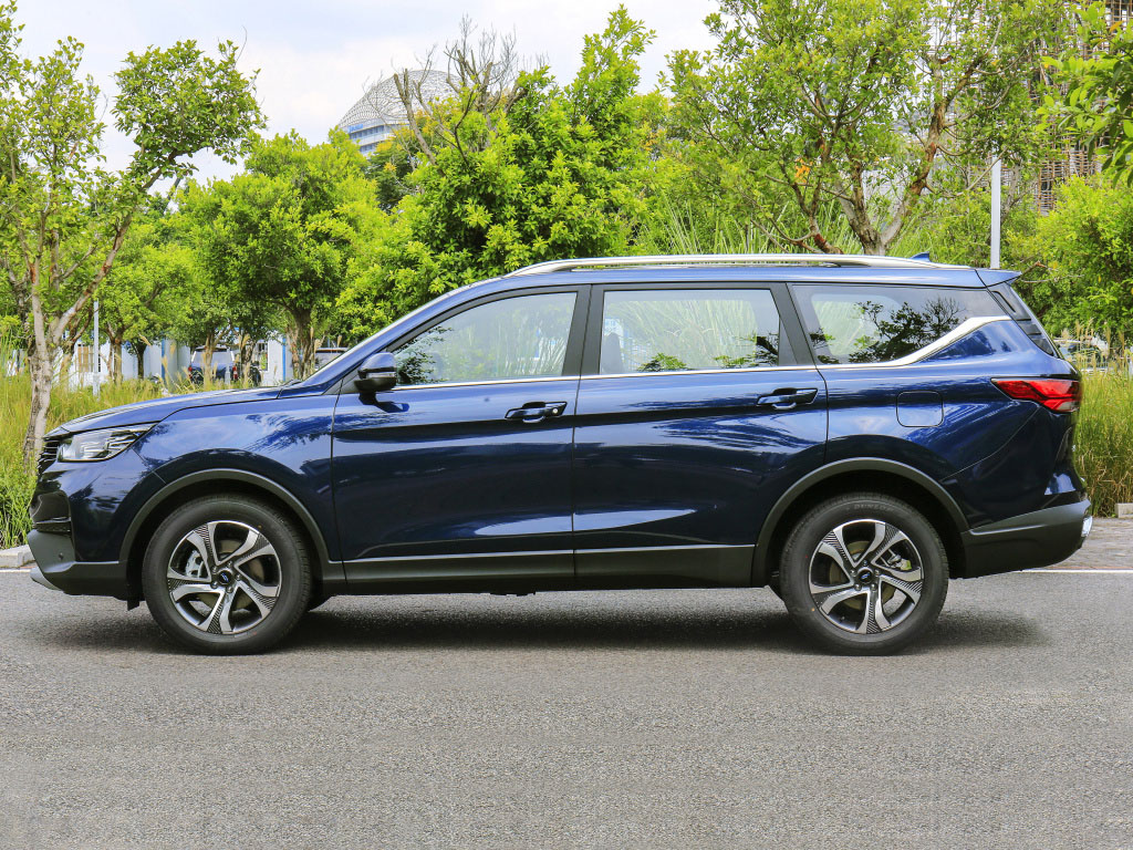 长安蓝鲸版大七座,长安蓝鲸发动机7座