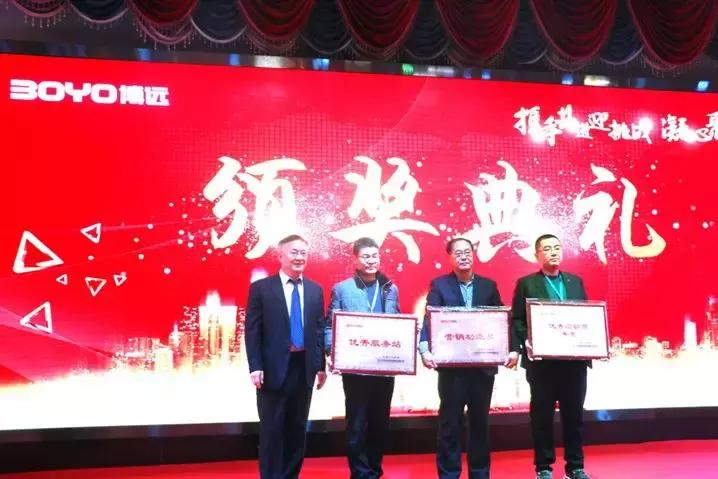 中农博远玉米,中农博远茎穗兼收