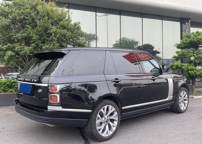 路虎揽胜3.0tl6传世加长版,路虎揽胜3.0l6传世版街拍