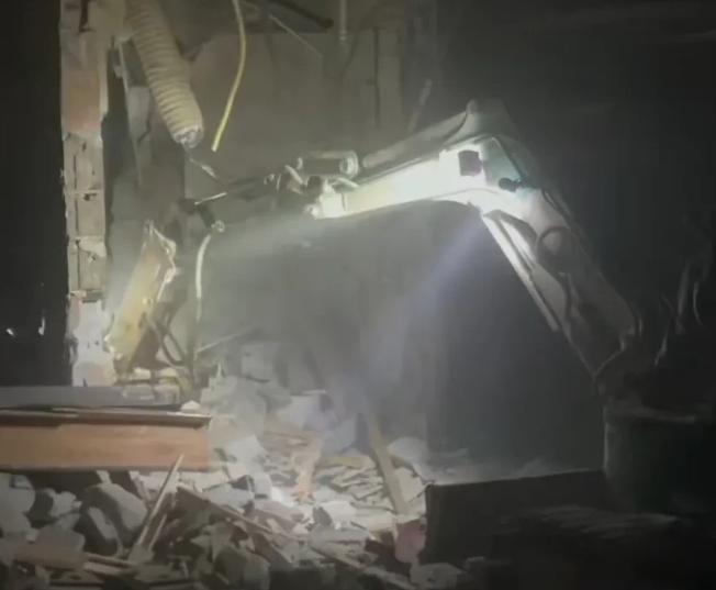 金源不夜城怎么关门,金源不夜城以前的样子