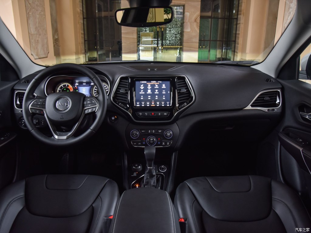 全新jeep自由光,2021款jeep自由光什么时候换代