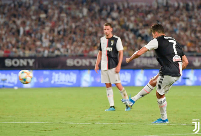 c罗效应的视频,c罗巨星效应