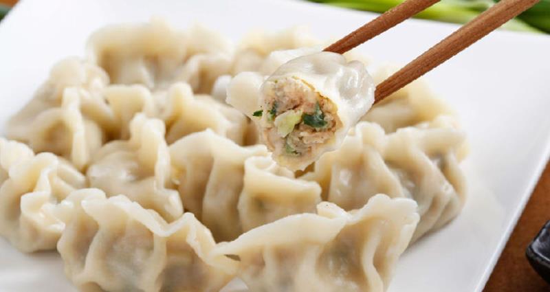 2岁宝宝不吃饭爱吃零食怎么调理,2岁宝宝不怎么吃饭怎么办