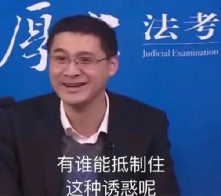 饮水机出了一只蟑螂怎么办,饮水机接出来的蟑螂能活多久