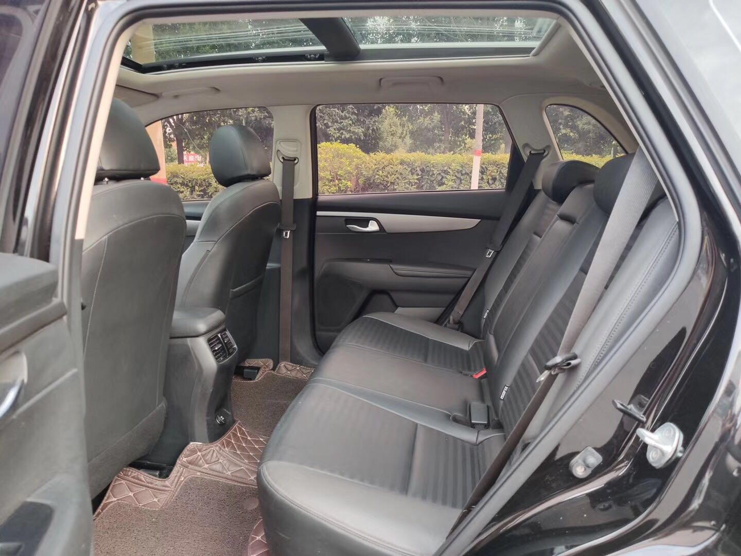 汽车贴膜贴好多久可以开窗,汽车玻璃贴膜最好什么时间段贴