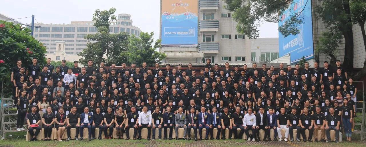 现代灯特点,当下流行主流灯的优缺点