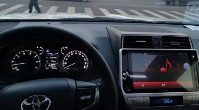 丰田普拉多6万左右,60万落地买普拉多