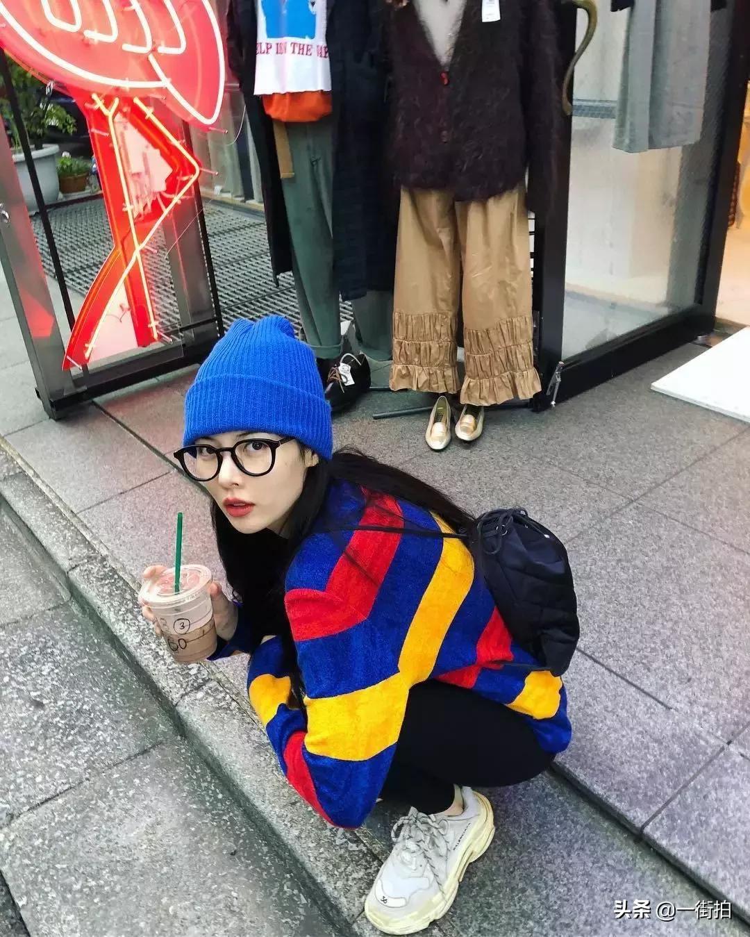 泫雅穿着粉色上衣走红,泫雅衣服ins