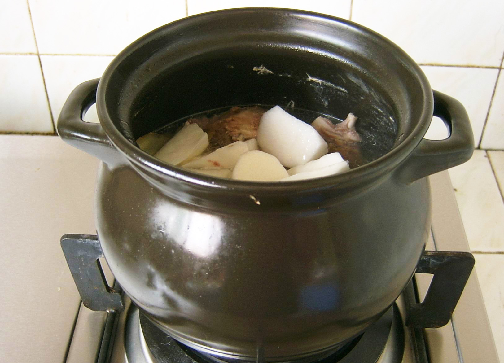 入夏后这6道汤多做给家人喝,入夏适合喝的汤