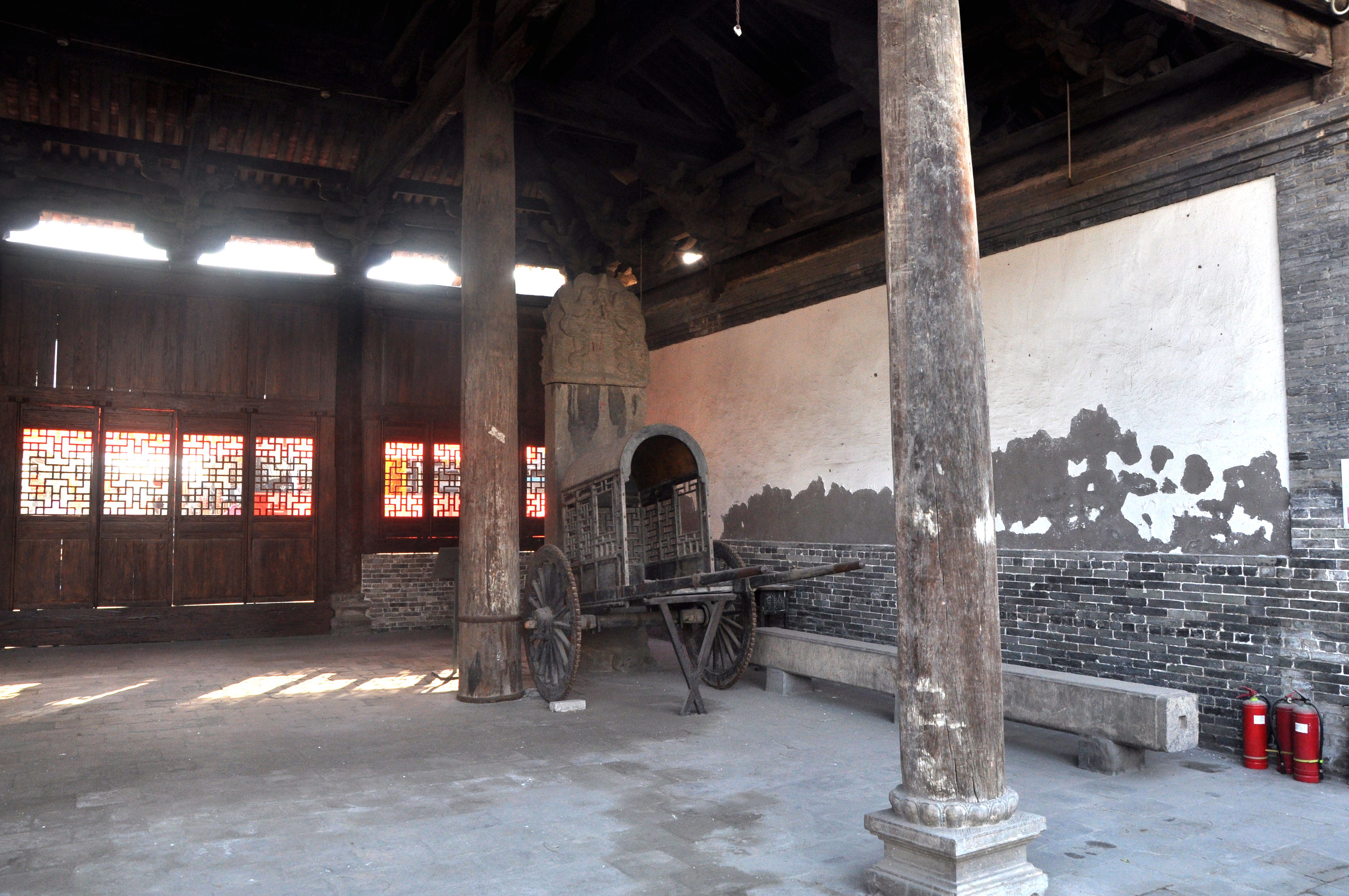 走出古色古香的大悲院,有一种欲说还休的感觉无以言表